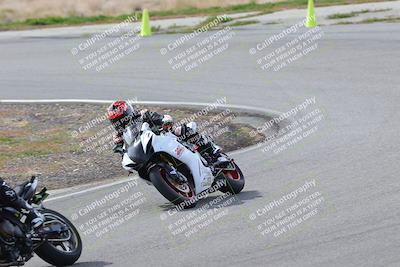media/Mar-05-2023-TrackXperience (Sun) [[a95d40e56a]]/Group 2/session 2 turn 4/